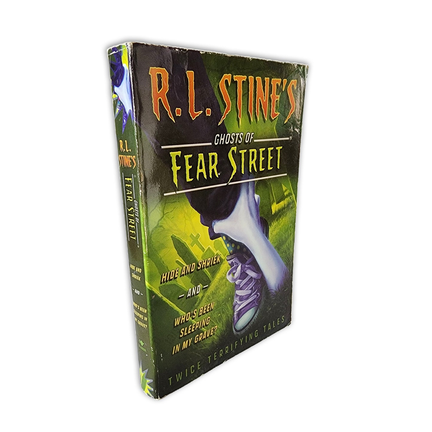 R. L. Stine - Ghosts Of Fear Street - Hide & Shriek /Who's Been Sleeping In My Grave  - 2009